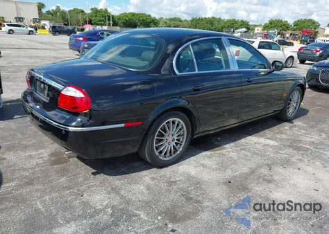2006 Jaguar S-Type 3.0L V6 from USA, damaged, VIN SAJWA01A56FN72350